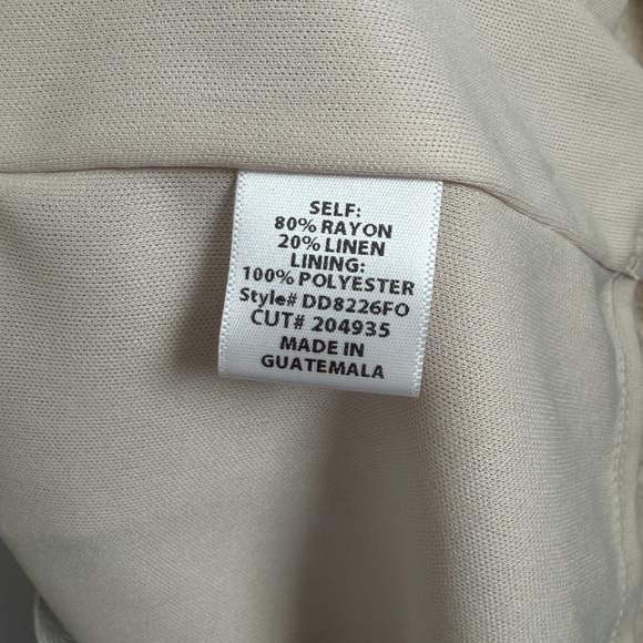 Chic Beige and White Mini Dress - Picture 3 of 9